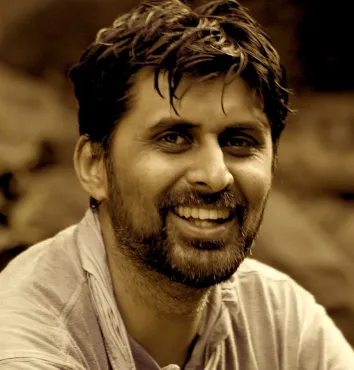 Puru Kulkarni